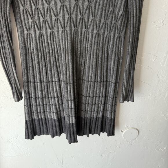 Max‎ Studio Sweater Dress Y2k Medium Gray Black Textured Knit Pleated Tunic Twee - Picture 3 of 9